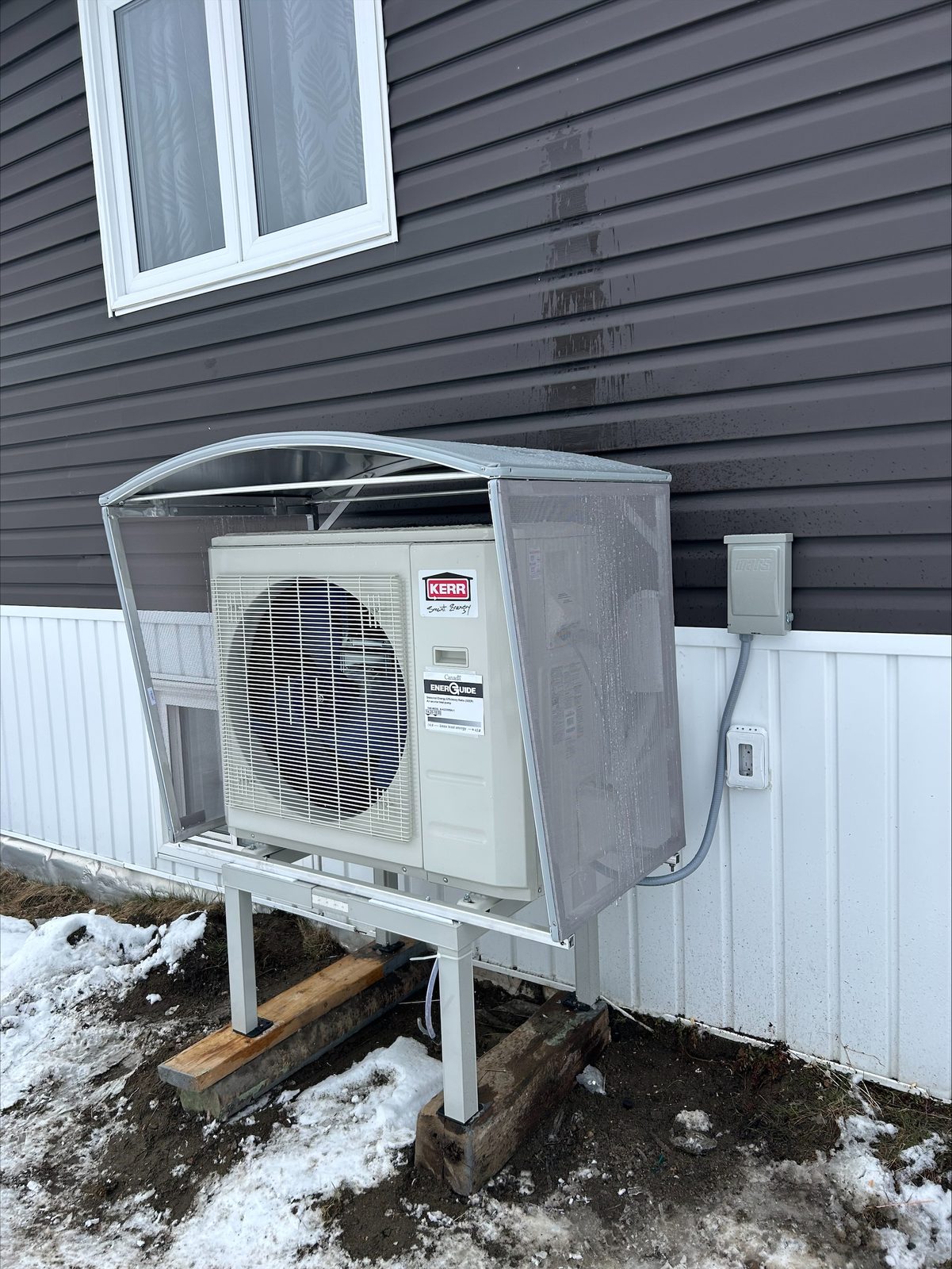 KERR outdoor unit with snow shelter
